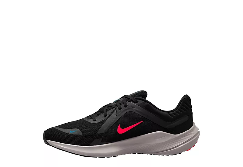 Nike Mens Quest 5 Running Shoe - Black 5 Nike Mens Quest 5 Running Shoe - Black - Image 3